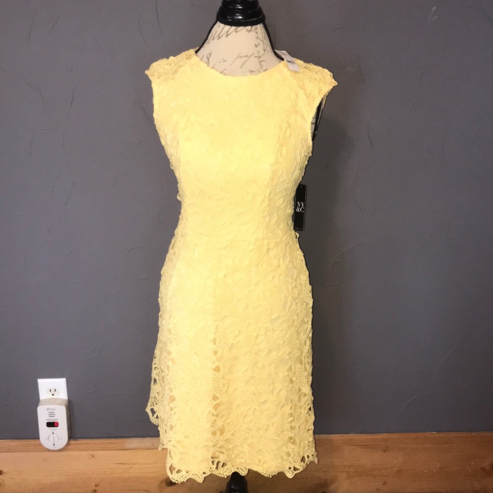 BOLD YELLOW DRESS